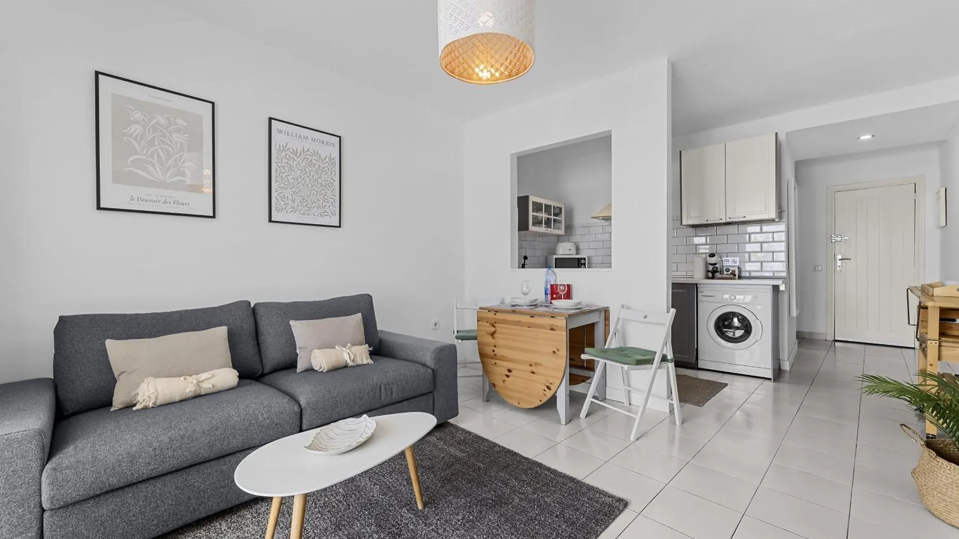 Apartment Holyhome Casa Laurane Costa Teguise Spain