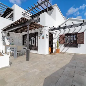 Playa Bastian 2 Habs 2 Banos Y Super Terraza Costa Teguise