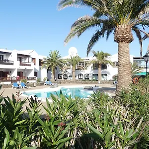 Beachside Jablillo Y Cucharas Costa Teguise